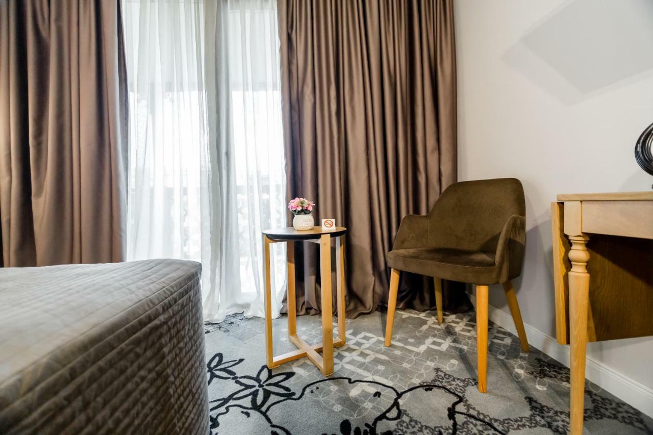 Rasta Boutique Hotel Meidan Tbilisi Bagian luar foto