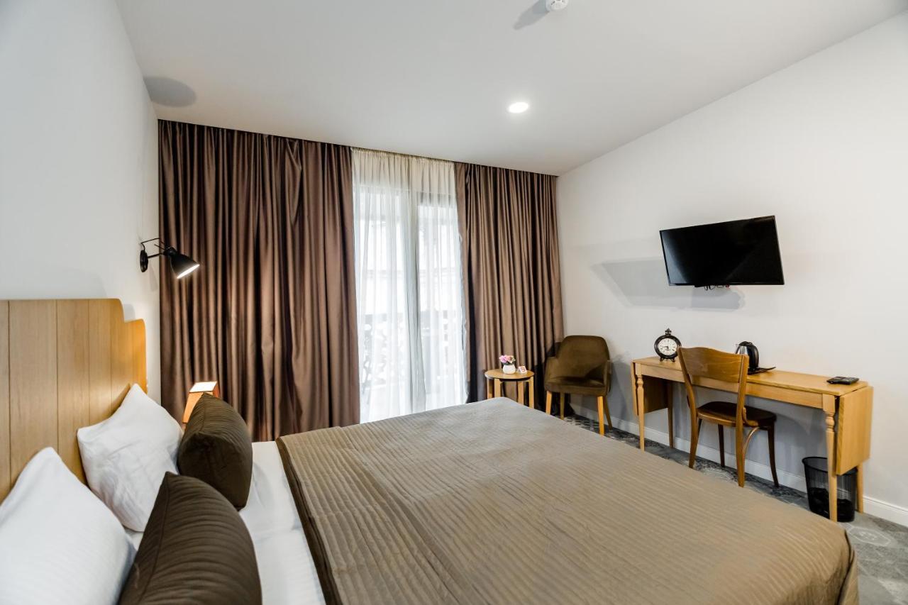 Rasta Boutique Hotel Meidan Tbilisi Bagian luar foto
